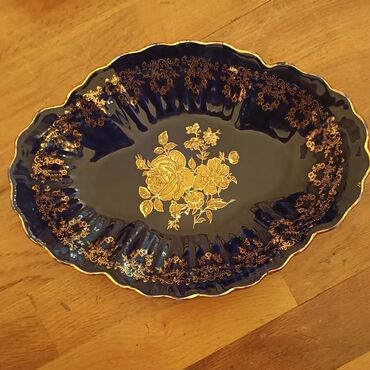 Digər dəstlər və servizlər: Kobalt Çexiya . Qiymətlər fərqlidir .6,8,10,12,15 manat . votsap — 8