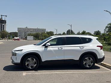 места: Hyundai Santa Fe: 2021 г., 2.2 л, Автомат, Дизель, Внедорожник — 2