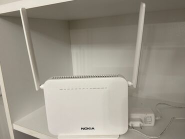 tip link: Nokia Wi‑Fi router - Model: Nokia (üzərindəki göstəricilər: Power