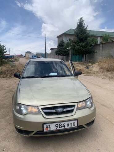 Daewoo: Daewoo Nexia: 2008 г., 1.5 л, Механика, Бензин, Седан