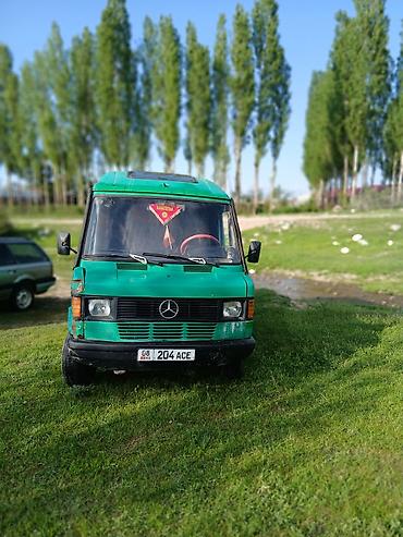 тико кузуп: Mercedes-Benz T1: 1991 г., Кол менен иштөөчү, Дизель, Van — 1