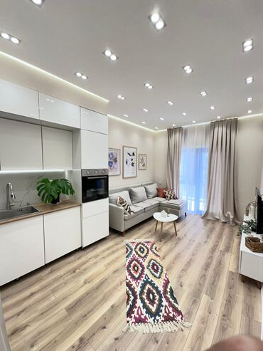 Mənzil kirayələyirəm: Studiya, 40 kv. m — 1