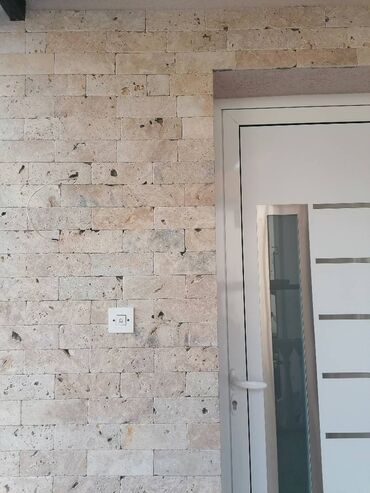 Cigla, kamen: Prirodni kamen. Prodajem prirodni DEKORATIVNI kamen . Potrebna — 9