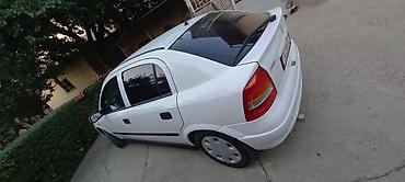 Vauxhall: Opel Astra: 2002 г., 1.6 л, Кол менен иштөөчү, Бензин, Седан — 3