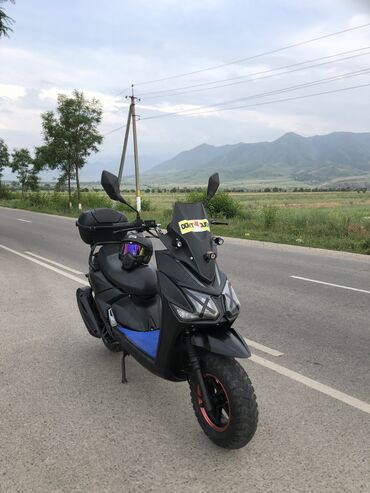 скутер 4 тактный: Yamaha, 150 куб. см, Бензин, Б/у