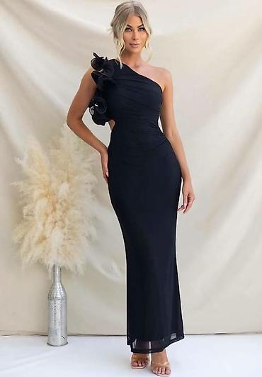 Elegantna crna večernja haljina na jedno rame ️Haljina 3300 dinara S