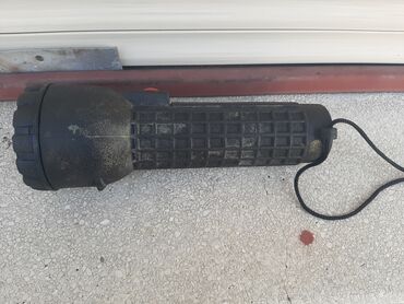 Ostali uređaji: ﻿Catter ručna lampa Polovna sa tragovima koriscenja. Odlican kvalitet — 6