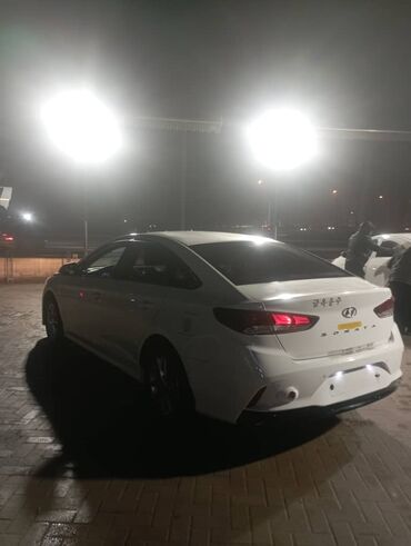Hyundai: Hyundai Sonata: 2019 г., 2 л, Автомат, Газ, Седан — 8