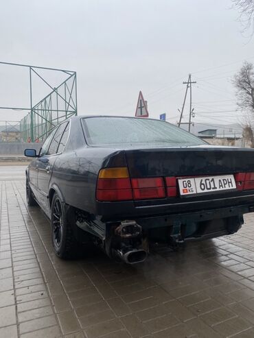 BMW: BMW 5 series: 1991 г., 2 л, Механика, Бензин, Седан — 4