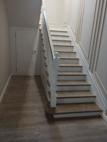 Деревянные лестницы: Деревянная лестница Для дома, Форма лестницы: Много-маршевая, Стиль: Классический — 2