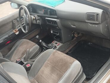 Mazda: Mazda 626: 1990 г., Седан — 8