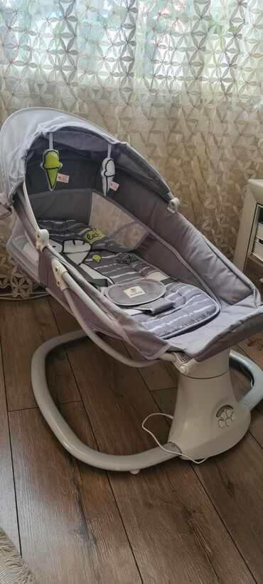 байковое одеяло для новорожденных: Продаю качку, электрическая,несколько режимов скорости и громкости