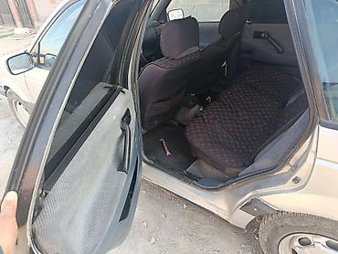 Унаа сатуу: Volkswagen Passat: 1990 г., 1.8 л, Кол менен иштөөчү, Бензин, Седан — 5