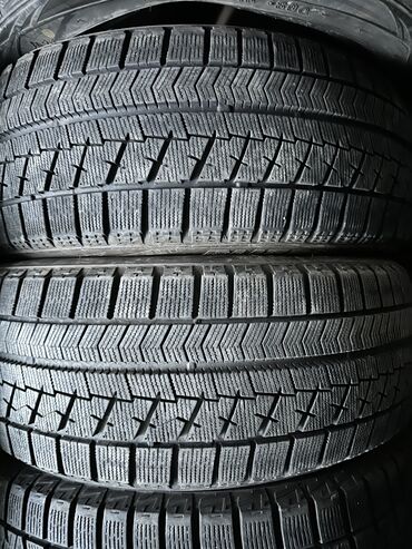 зимный колесо: Шины 215 / 45 / R 18, Зима, Б/у, Пара, Легковые, Япония, Bridgestone