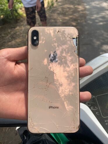 буду телефоны: IPhone Xs, 64 ГБ, Золотой