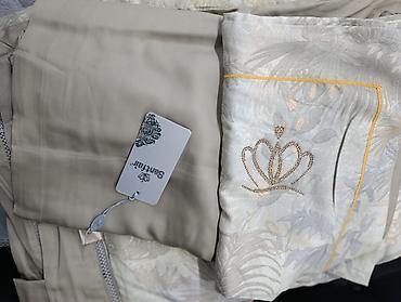 bed sheets: Постельное белье, комплект тэнсель. размер евро. входит простыня — 8