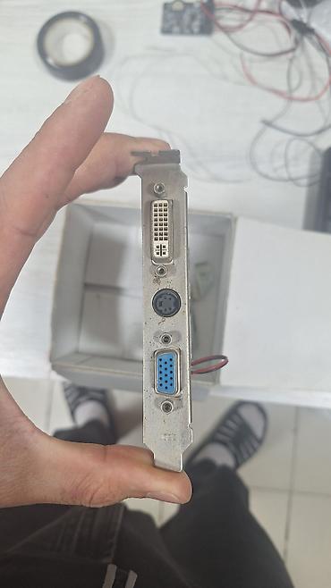 4 portlu modem: Qrafik kartı: QUAKE GF FX5500 VER:M (AGP) Texniki xüsusiyyətlər: - — 3