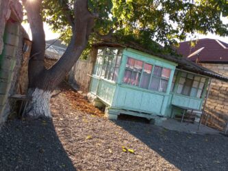 Həyət evləri və villaların satışı: Həyətyanı sahəsi olan daş tikili - Daş divarlı, möhkəm konstruksiyalı — 3