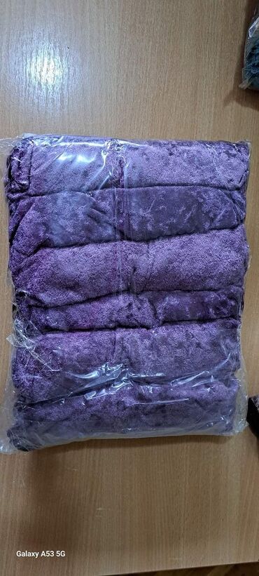 Posteljina: VIKEND AKCIJA EXTRA CENE VIKEND AKCIJA PLISANE STOLICARKE- 6 KOM — 22