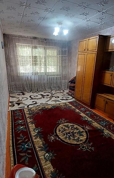 Кыймылсыз мүлк: 2 бөлмө, 44 м², 104-серия, 1 кабат, Эски ремонт — 3