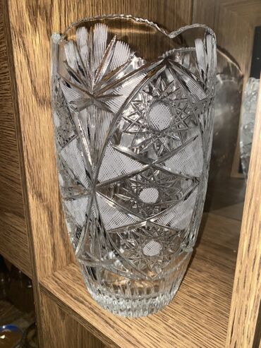 Qrafinlər və səhənglər: 6 -da lalafo.az — 11 Qrafinlər və səhənglər: 6 — 11