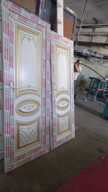 Plastik qapılar: Yeni Plastik qapı Zamok və çərçivə ilə, Zəmanətli, Pulsuz quraşdırma, Rayonlara çatdırılma, Pulsuz çatdırılma, Ödənişli çatdırılma — 31