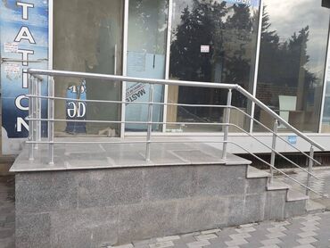 Kommersiya daşınmaz əmlakının satışı: Xırdalanda Ümumi sahəsi 800 kvm 4 mətəbəli obyekt satılır. Hazırda — 6