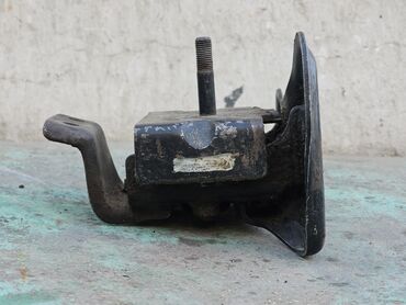 Подушки мотора: Подушка мотора Subaru 1989 г., Б/у, Оригинал, Германия — 6