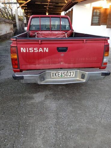 Οχήματα: Nissan Pickup: 2.5 l. | 2000 έ. Πικάπ