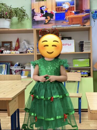карнавальный костюм детский гномик: Продаю платье на 4-5 лет (34 размер),
Надевали 1 раз