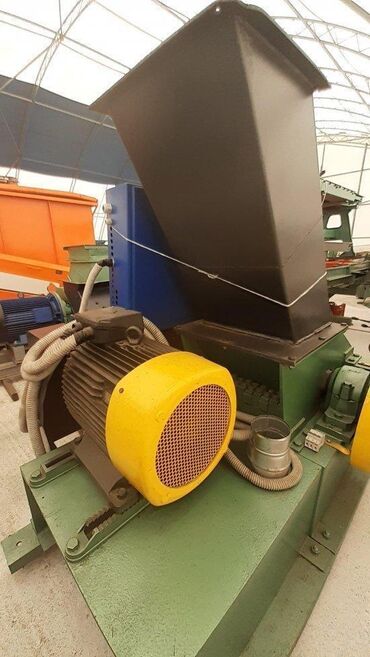 Poljoprivredne mašine: APOKALIPSA dooDrobilica za drvo 869 Snaga motora 55 KWBrzina motora na lalafo.rs — 3 Poljoprivredne mašine: APOKALIPSA dooDrobilica za drvo 869 Snaga motora 55 KWBrzina motora — 3