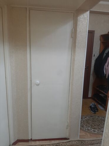 мебелью: Меж комдвери3 ком квпродаю