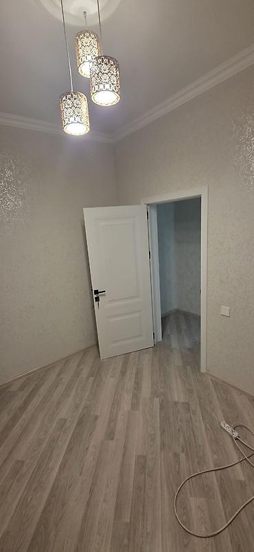 Kirayə evlər: 20 ci sahe Dunya market Gence tendirinin arxasında yola yaxın 2 otag 1 — 10