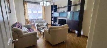 1 комнатная квартира в баку: Qiymət: 800 AZN Tipi: Kirayə (aylıq) Əmlak növü: Mənzil Bina