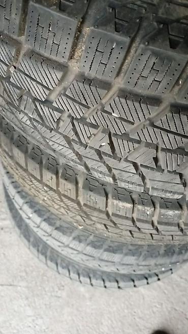 amg r19: Комплект из 4 зимних шин без шипов. - Размер: 235/60 R18 - Индекс — 1