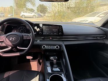 хендай елантра: Hyundai Elantra: 2022 г., 1.5 л, Автомат, Бензин, Седан — 5