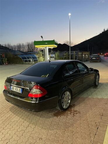 Mercedes-Benz E 300: 3 l. | 2009 έ. Λιμουζίνα