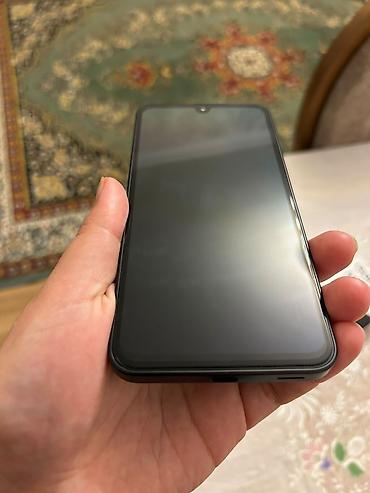 iphone 11 pro max plata: Samsung Galaxy A17, 128 GB, rəng - Qara, İki sim kartlı — 6