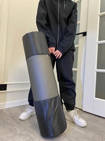 Другое для спорта и отдыха: Характеристики: • Тип: Каремат • Бренд: LI-NING • Размеры: 183*80 — 10