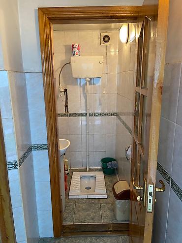 Продажа коттеджей и домов: 5 и более комнат, 322 м², 587 соток, Бишкек, Собственник — 13