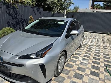 Транспорт: Toyota Prius: 2020 г., 1.8 л, Вариатор, Гибрид, Хэтчбэк — 6