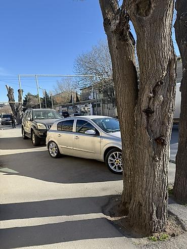 Opel: Opel Astra H hatchback - Kuzov: 5 qapılı hatchback, gümüşü rəng - — 2