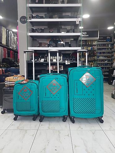Çamadanlar: Səyahət çemodan dəsti – 3 ölçü - Rəng: firuzə/maqnezit mavi - — 1