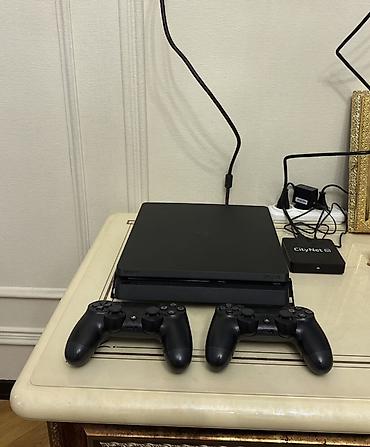 creed origins: Sony PlayStation 4 Slim oyun konsolu paketi Komplekt: - PS4 Slim — 1