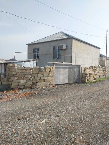 binədə kreditlə həyət evləri: 2 otaqlı, 90 kv. m, Kredit yoxdur, Orta təmir