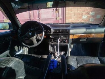BMW: BMW 5 series: 1991 г., 2.5 л, Механика, Бензин, Седан — 6