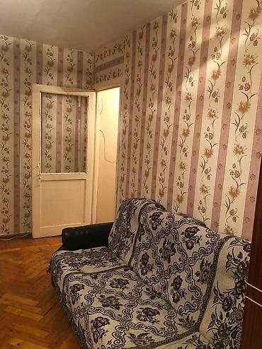 3 otaqlı kiraye evler: Bazar kontakt home yanı. orta blok 3-cu mərtəbə. infrastruktur — 2