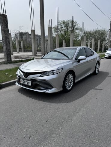 тайота март 2: Toyota Camry: 2018 г., 2.5 л, Автомат, Бензин, Седан