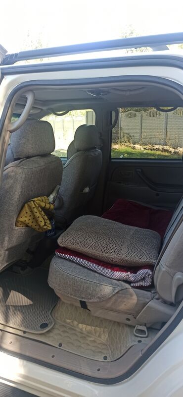 Toyota: Toyota Sequoia: 2004 г., Бензин, Внедорожник — 11