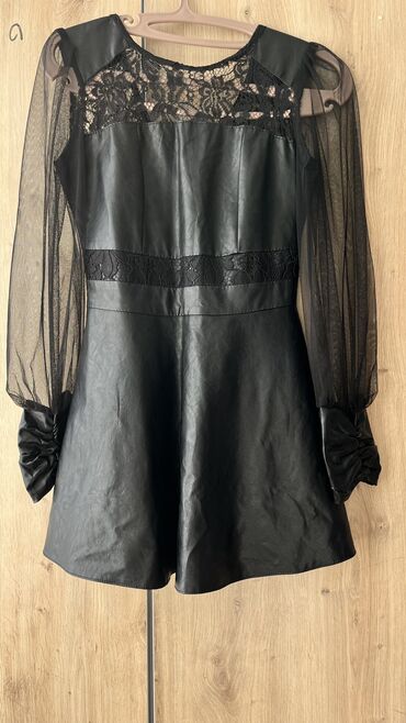 платья черный: Вечернее платье, Коктейльное, Короткая модель, С рукавами, XS (EU 34)